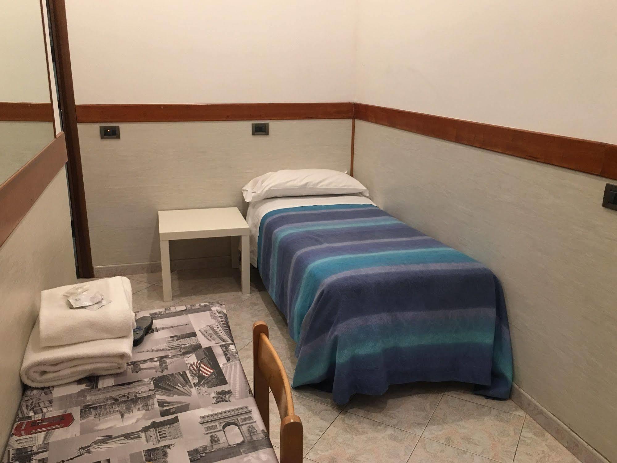 Hotel Soggiorno Blu ローマ エクステリア 写真